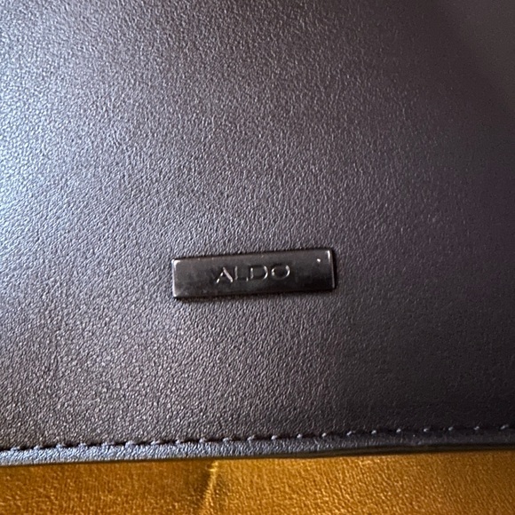 Aldo chain quilted black purse - Picture 3 of 3